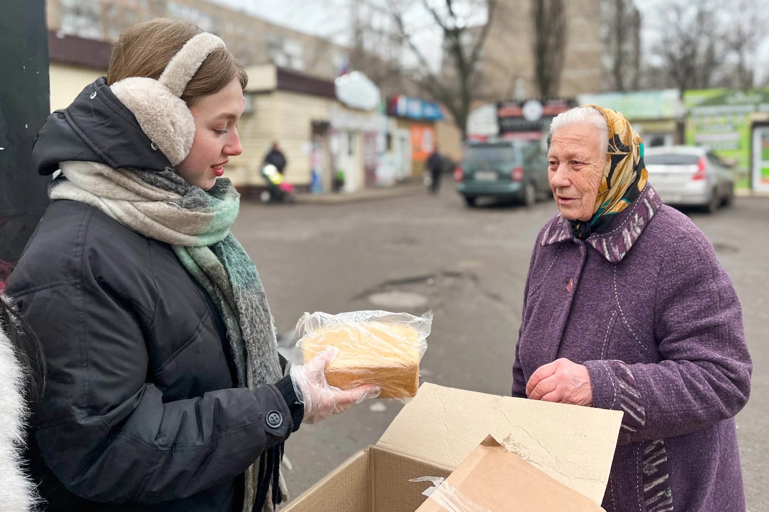 27 января - День полного освобождения Ленинграда от фашистской блокады - день памяти, скорби и безмерного уважения к стойкости ленинградцев.